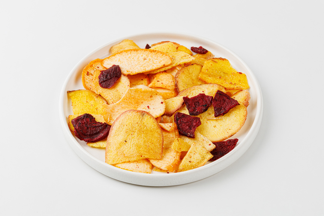 

Снеки хрустящие из картофеля свеклы и репы 25 г