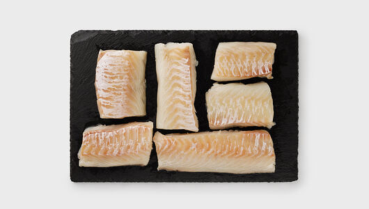 Пикша филе спинка без кожи зам.(Продукт замороженный)