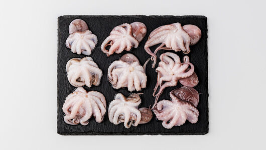 Осьминоги неразделанные замороженные, 300 г