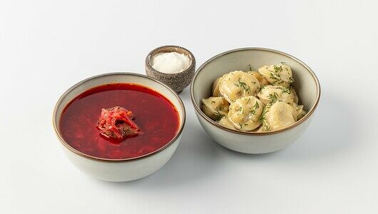 Комбо: Борщ с говядиной и Пельмени с говядиной и свининой