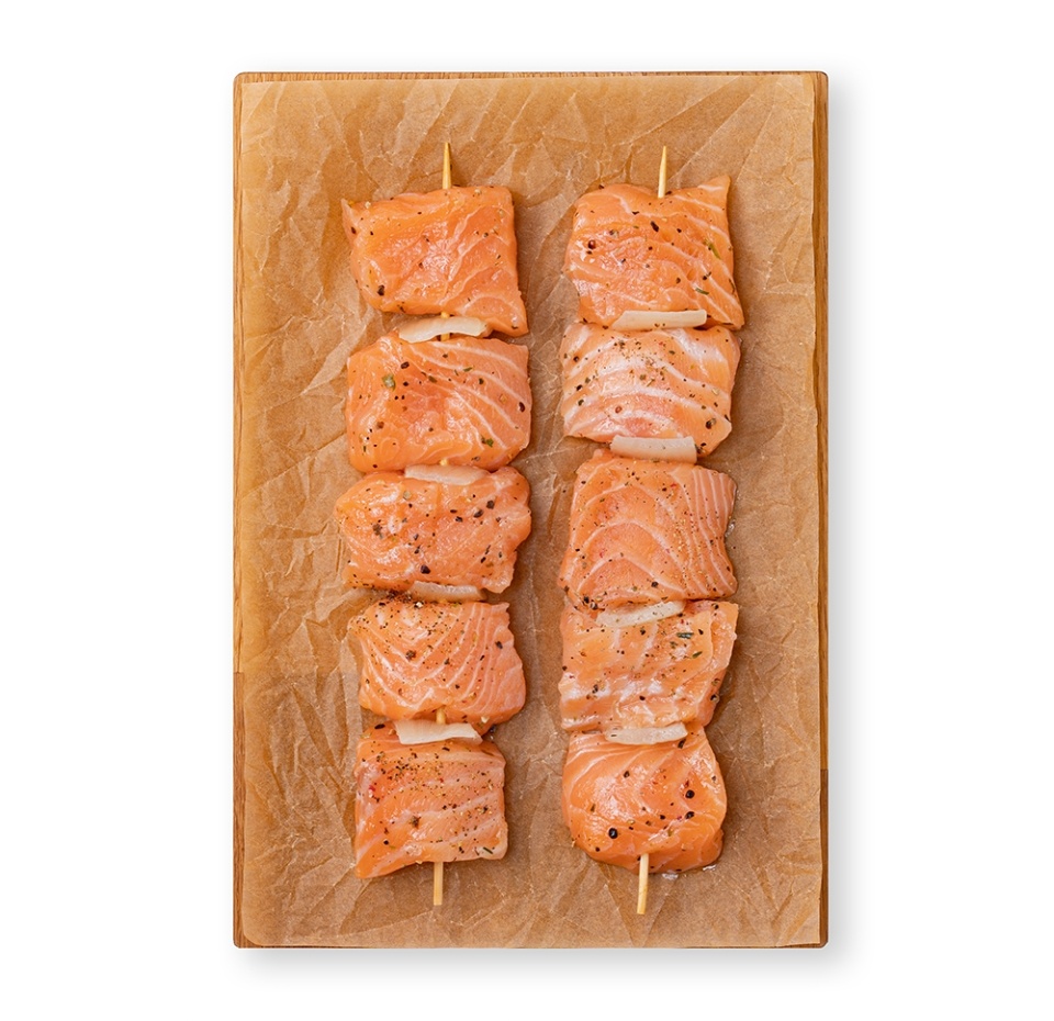 

Шашлык из филе лосося атлантического (семги) Азбука вкуса в классическом маринаде