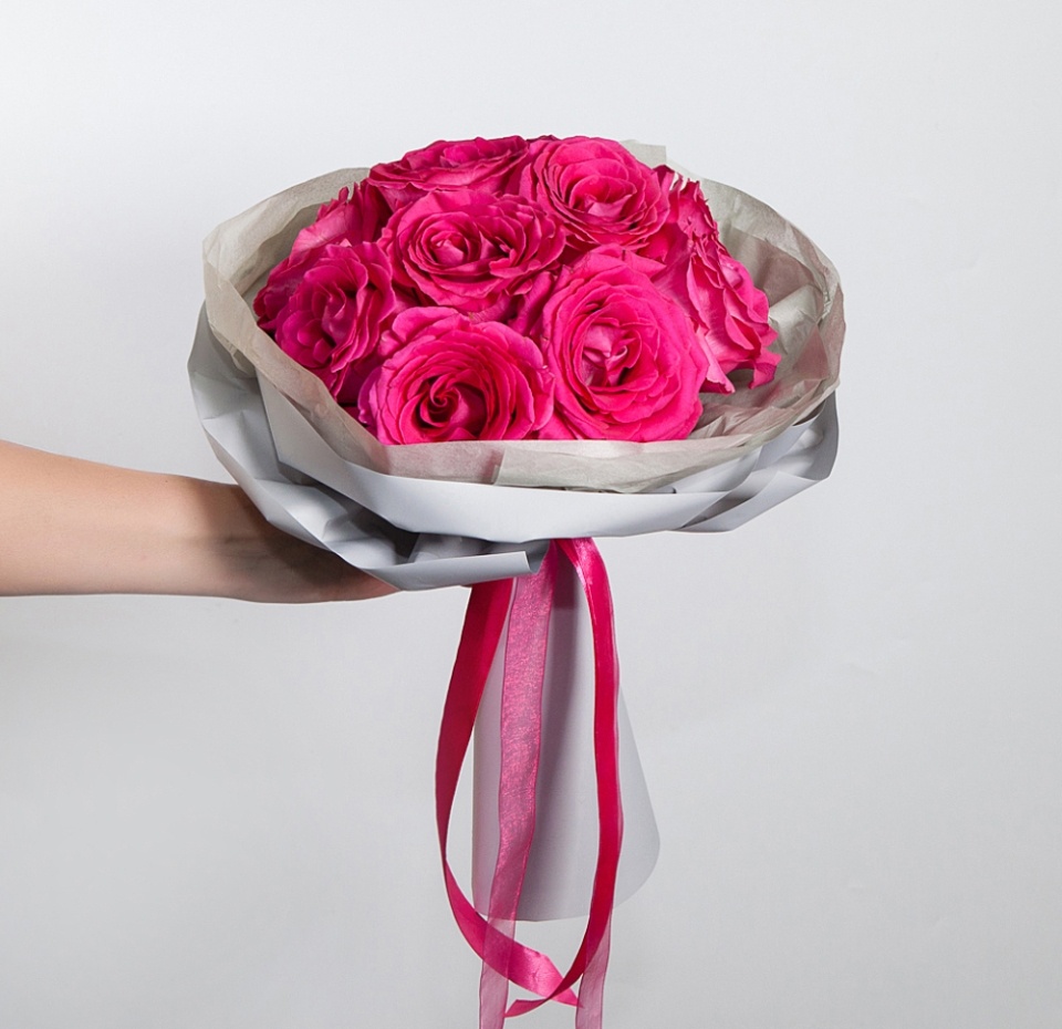 

Монобукет Ирис 11 Роз Pink Floyd в упаковке с тишью 2 Nevado roses