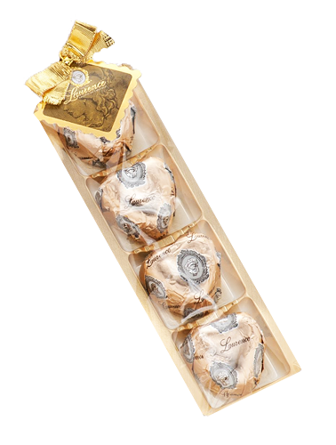 Конфеты шоколадные Laurence Сердца с пожеланиями с орехами