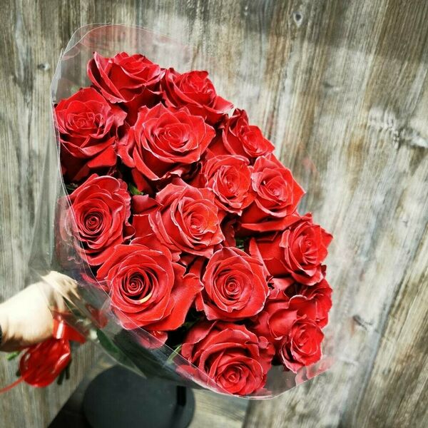 Букет из красных роз