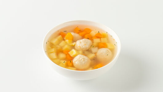 Суп с фрикадельками из индейки