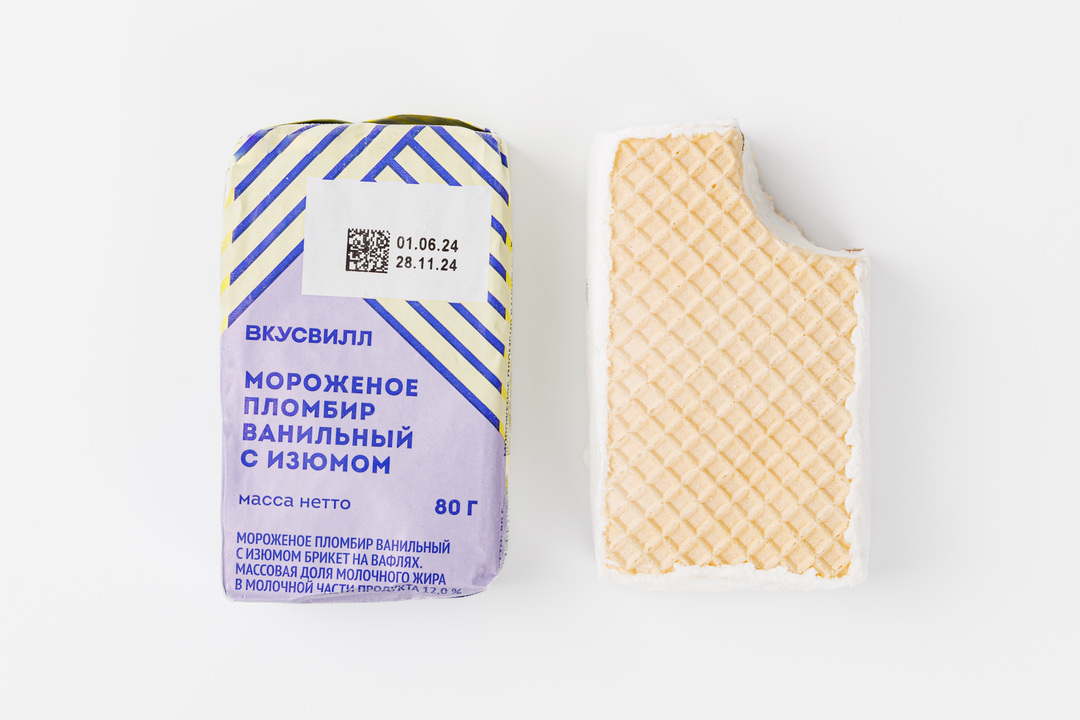

Пломбир ВкусВилл ванильный с изюмом брикет на вафлях 80 г