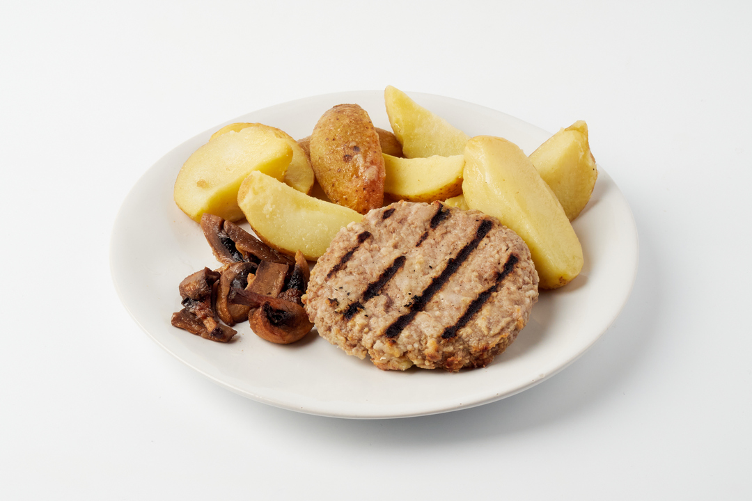 

Бифштекс из говядины с картофелем