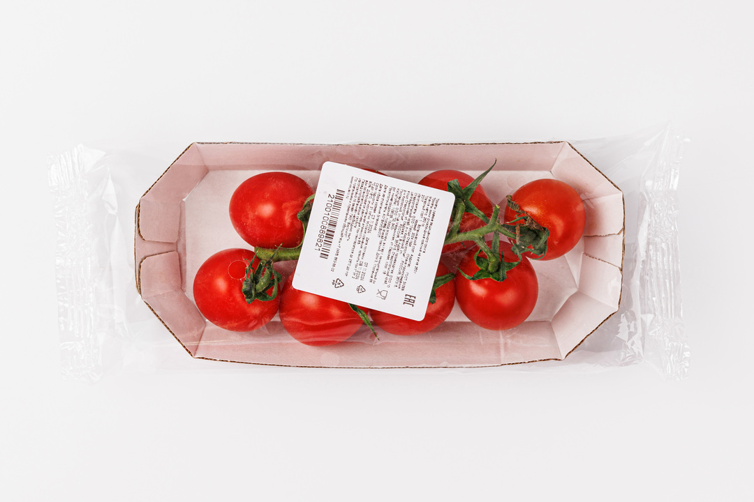 

Томаты мини сливовидные на ветке 250г