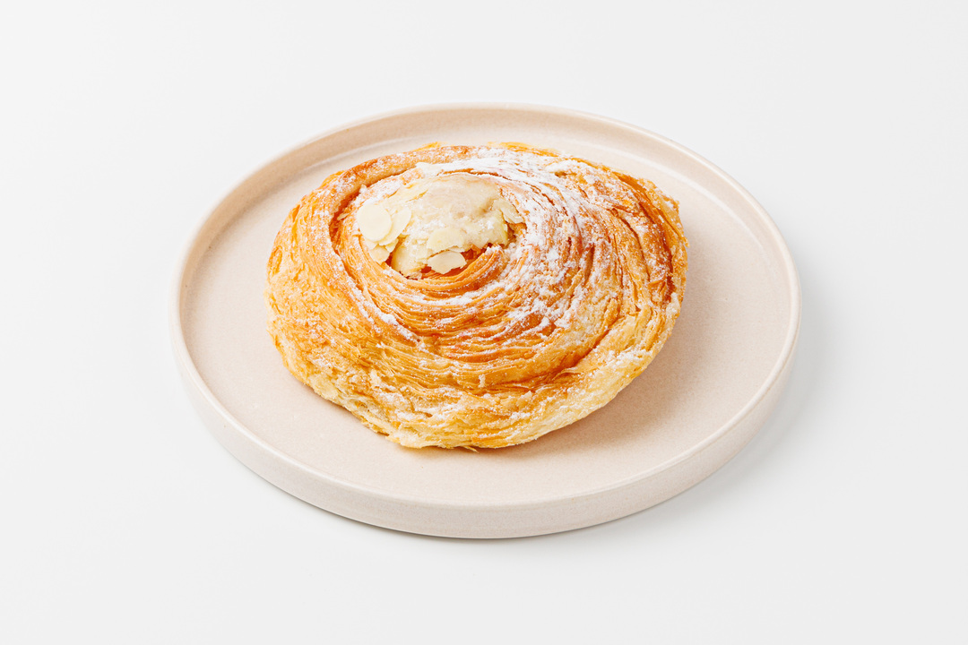 

Улитка ВкусВилл миндальная с вишней Пекарня 130 г