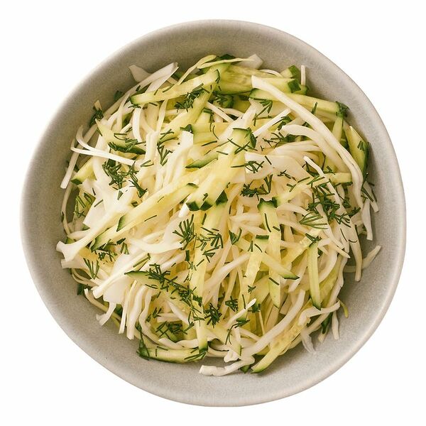 Салат из свежей капусты с огурцом Шеф Перекрёсток 150 г