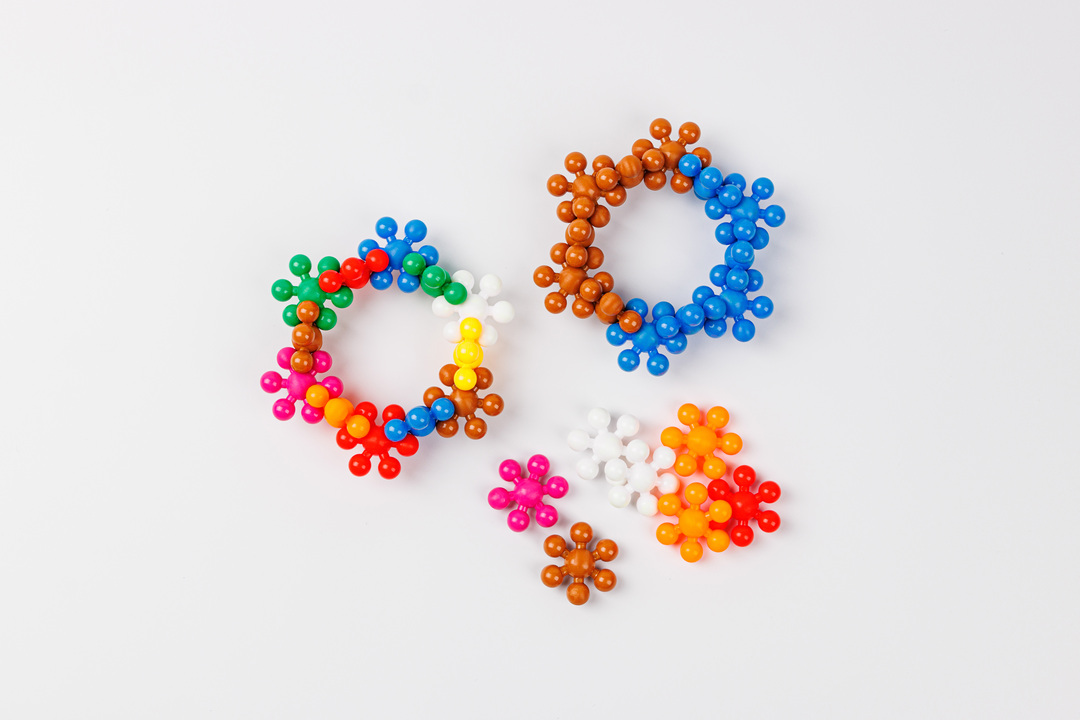 

Развивающий конструктор Молекулы Тимошка