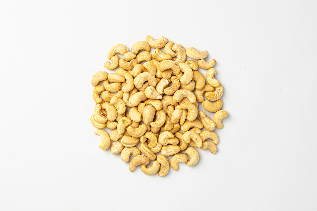 

Кешью сырой Ww320 вес