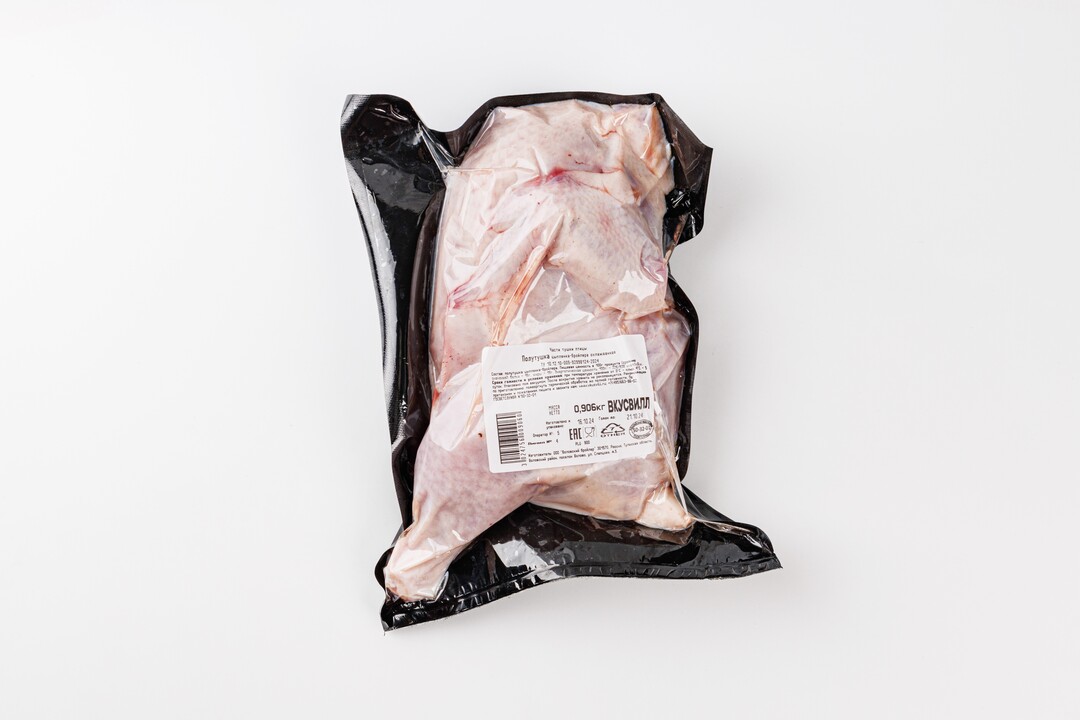 

Полутушка цыпленка-бройлера