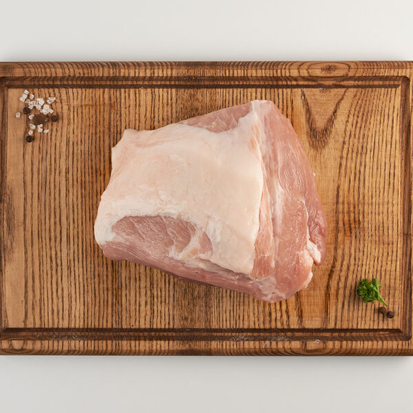 Окорок свиной б/к спб