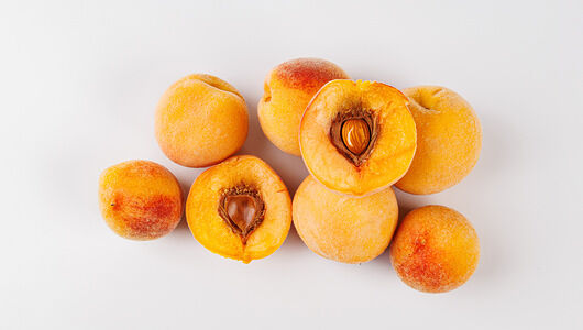 Персики Крым