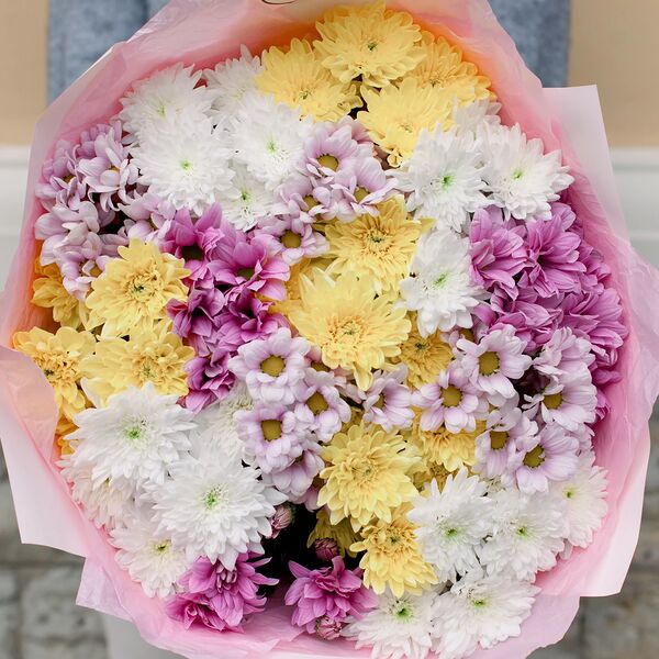 Букет из 15 кустовых хризантем микс