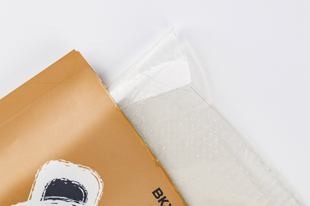 

Маска для лица ВкусВилл гидрогелевая с золотом