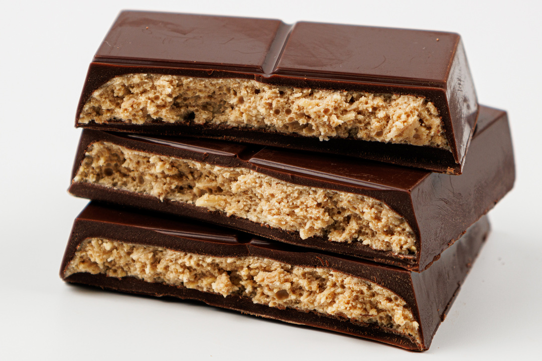 

Шоколад темный ВкусВилл Дубайский с пеканом и катаифи 180 г