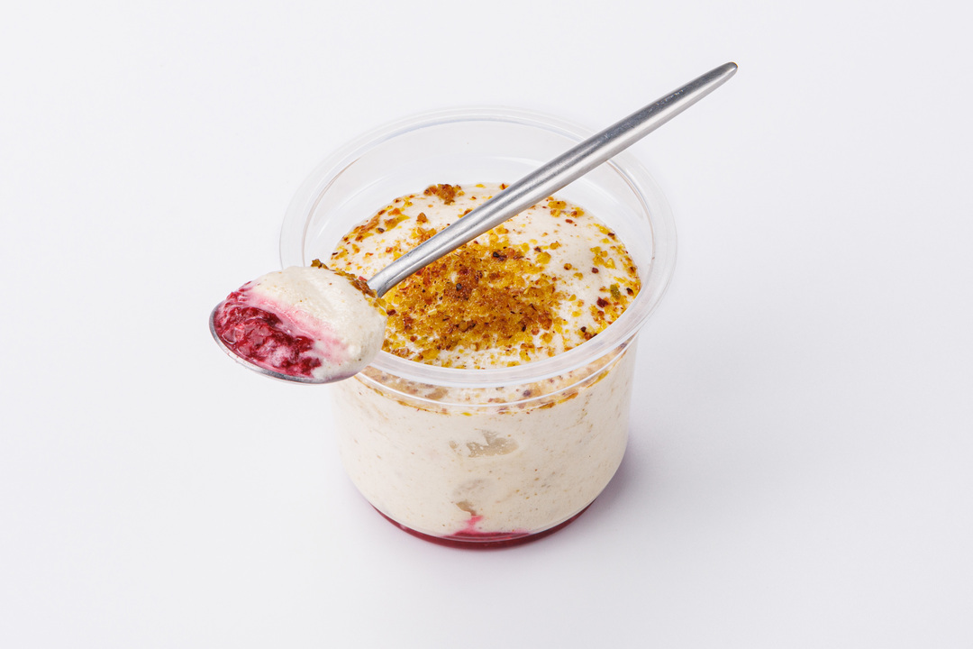 

Десерт ВкусВилл Семифредо халва-малина замороженный 70 г