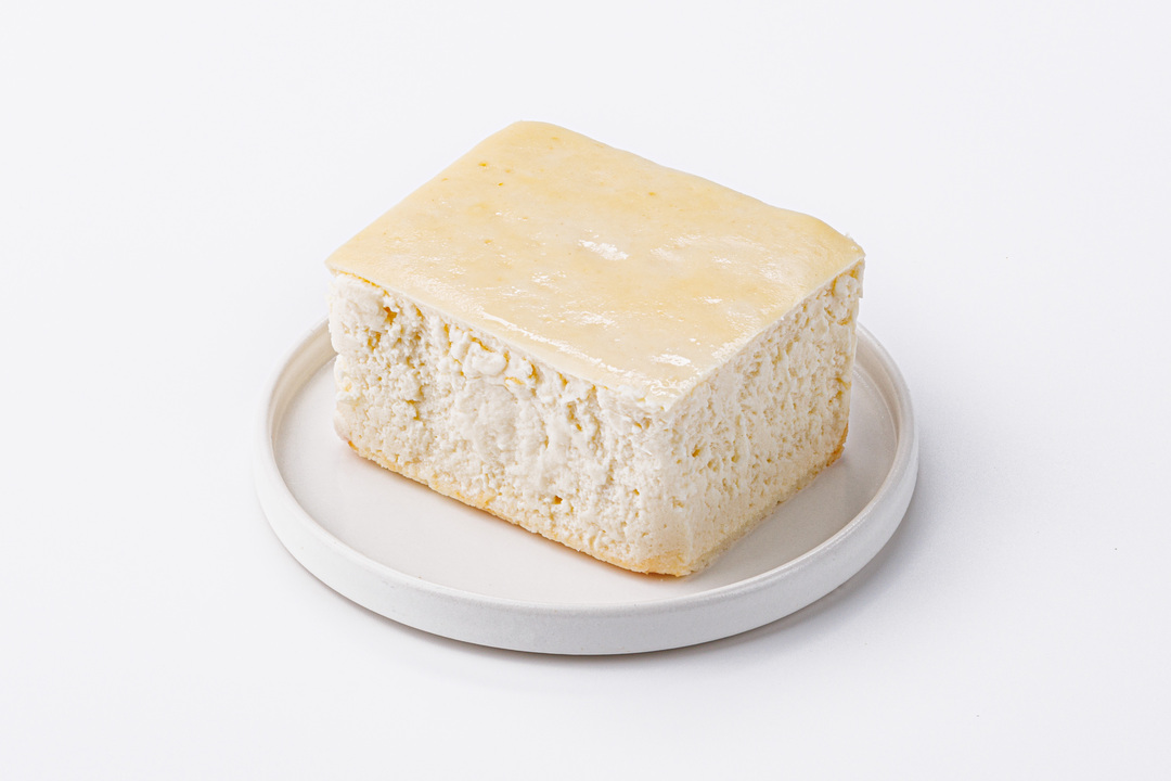 

Запеканка творожная ВкусВилл без добавления сахара с мягким сыром Рикотта 200 г