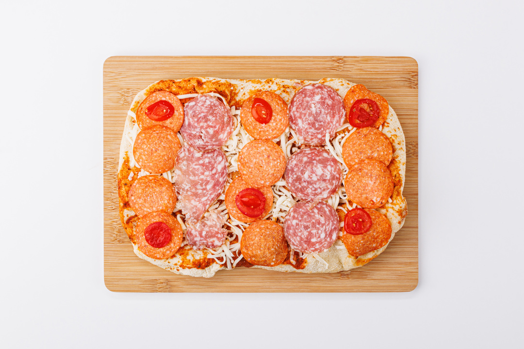 

Пицца римская ВкусВилл с пепперони и салями пикантная заморозка 425 г