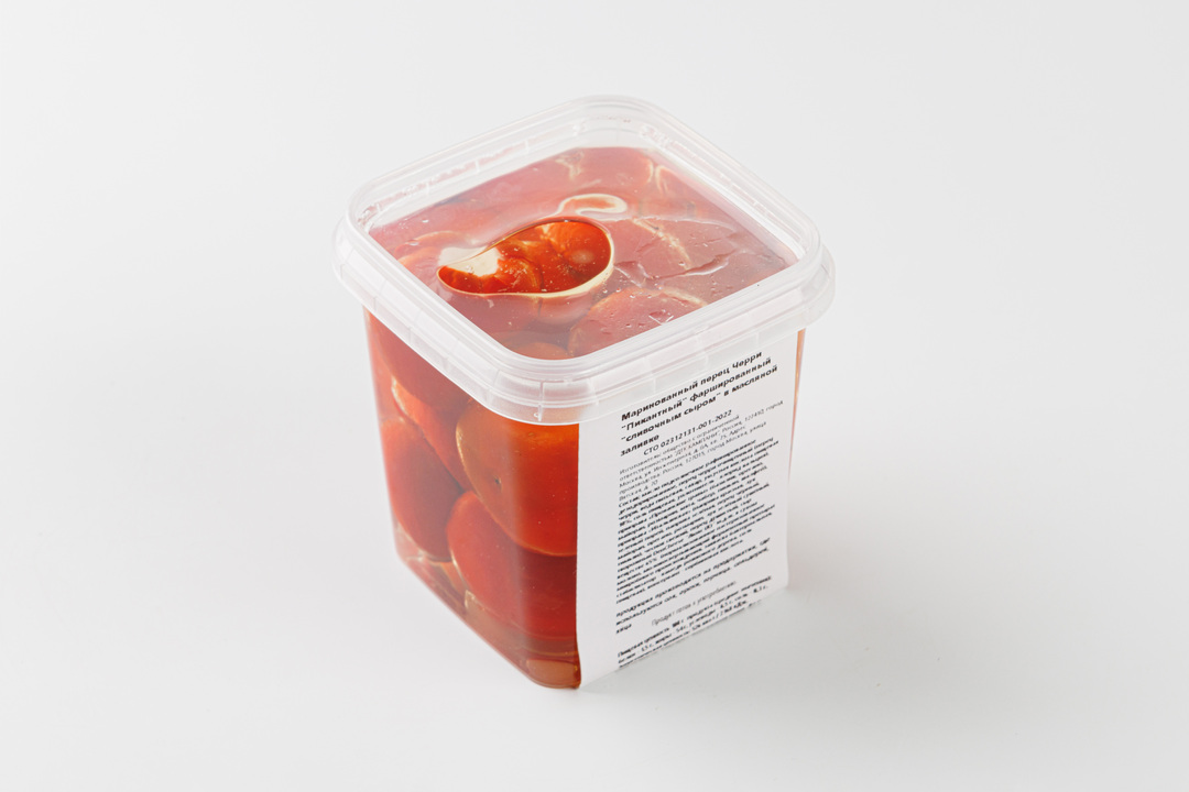 

Перец черри фаршированный сыром в масляной заливке