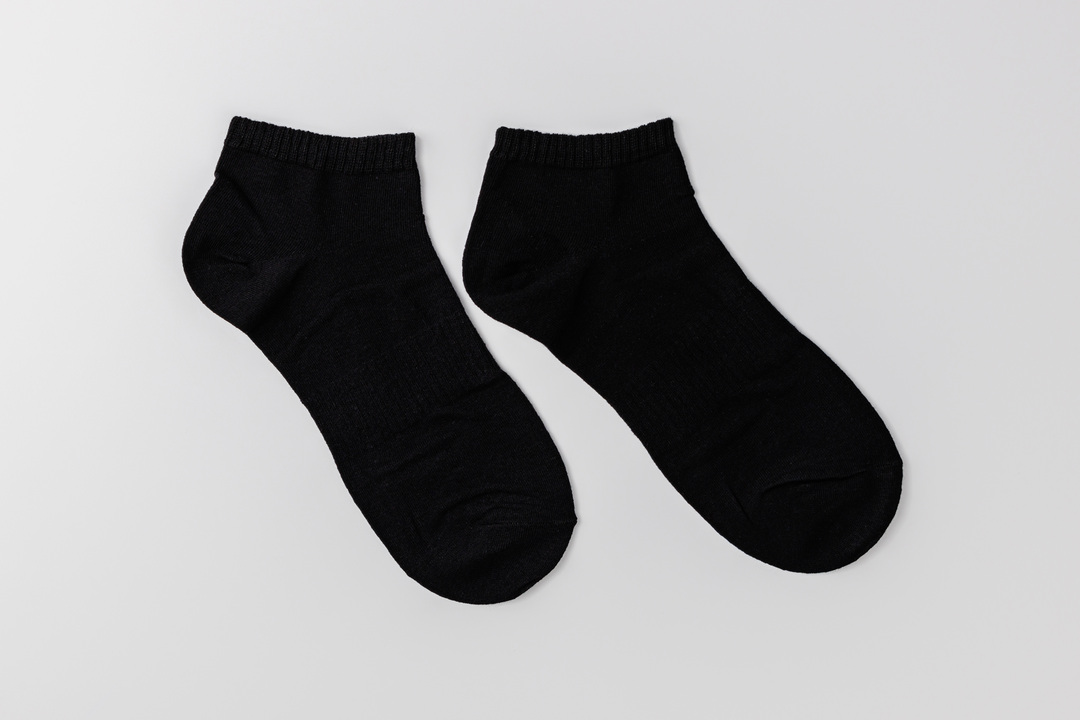 

Носки черные (1 пара), р.25-27