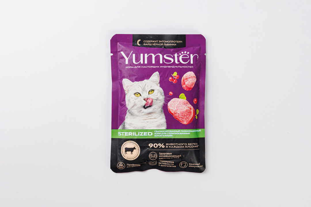 

Корм влажный для кошек Yumster для стерилизованных Говядина и брусника в соусе 85 г