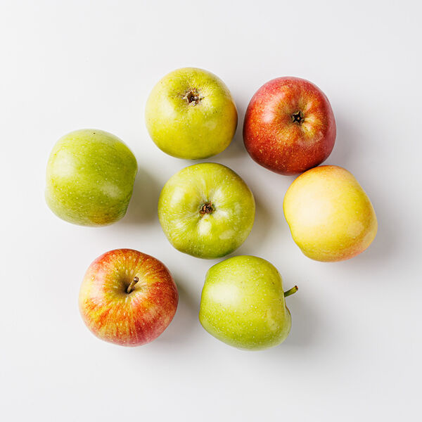 Яблоко садовое