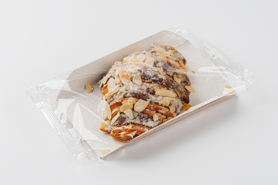 

Круассан шоколадно-миндальный, 100 г