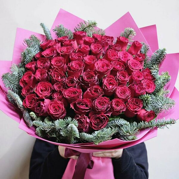 Букет из 55 красных роз