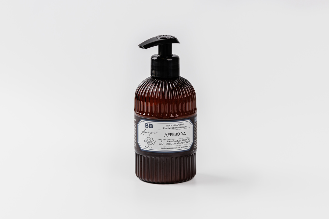 

Бальзам ВкусВилл парфюмированный восстанавливающий для всех типов волос Дерево уд, 300 мл