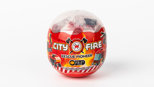 Набор игровой Яйцо с конструктором пожарная машина