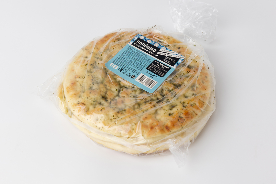 

Лепешка с чесноком и зеленью_РП