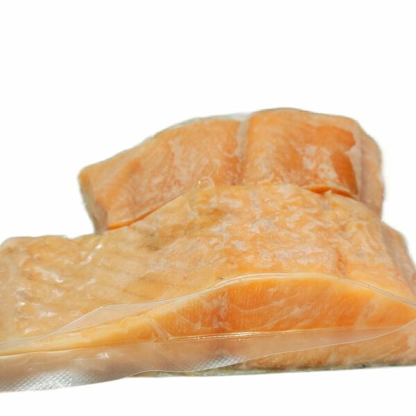 Лосось  атлантический (семга) филе на коже свежемороженое