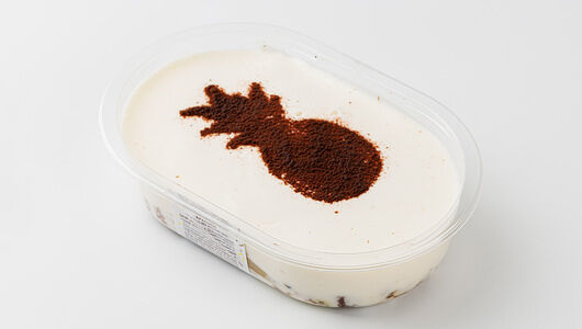 Торт-мини с ананасом, грецким орехом и сметанным кремом