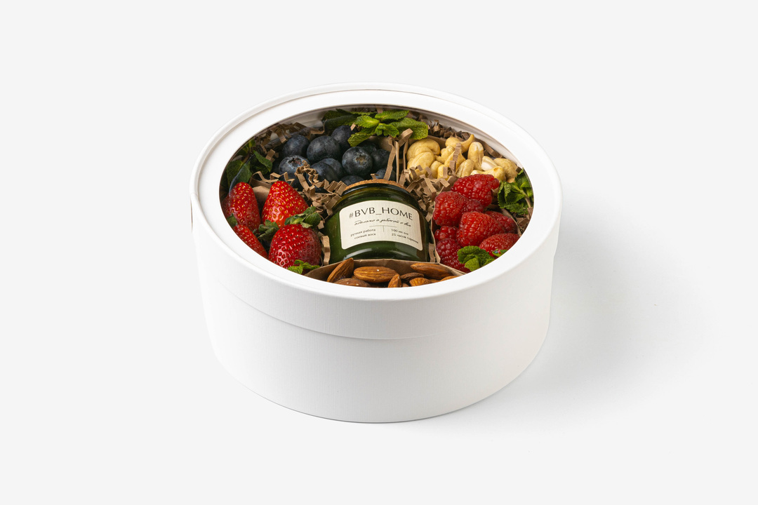 

Подарочный набор Фруткорт Ягодно-ореховый уют с ароматической свечой 470 г