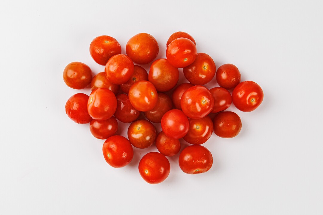 

Томаты черри красные 250 г