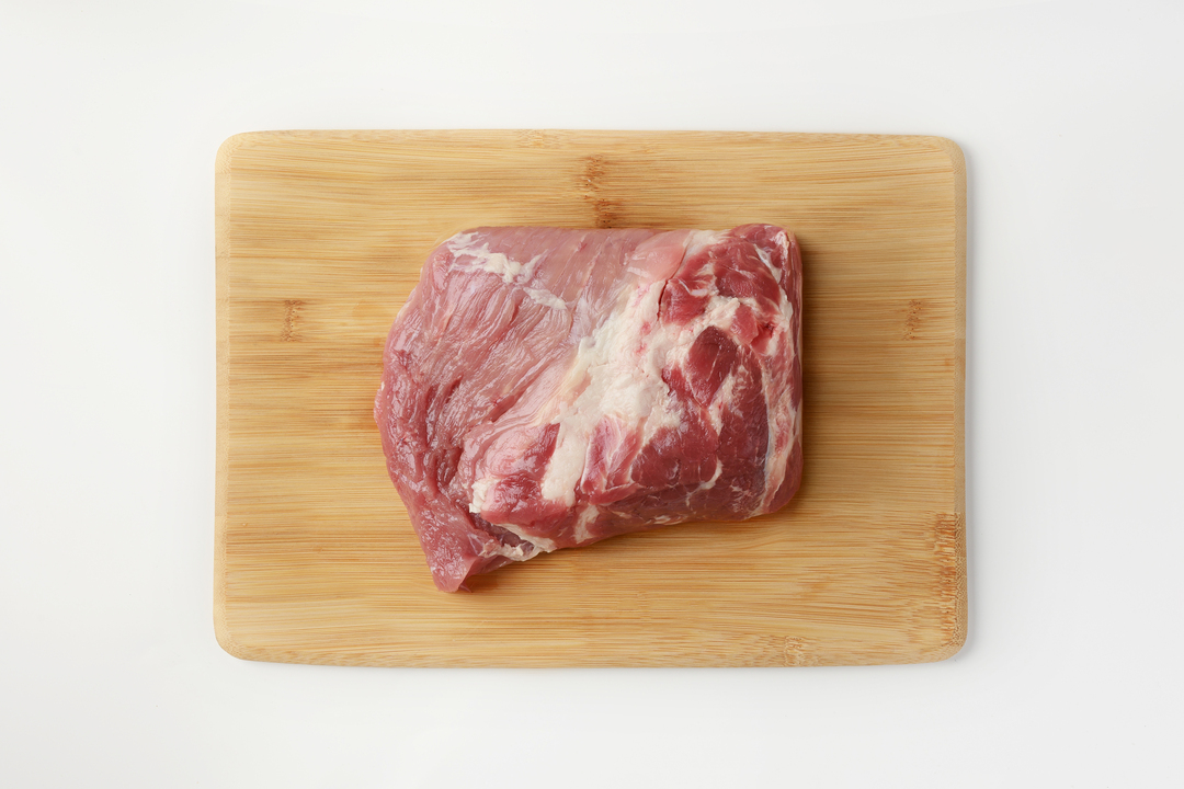 

Лопатка свиная вес