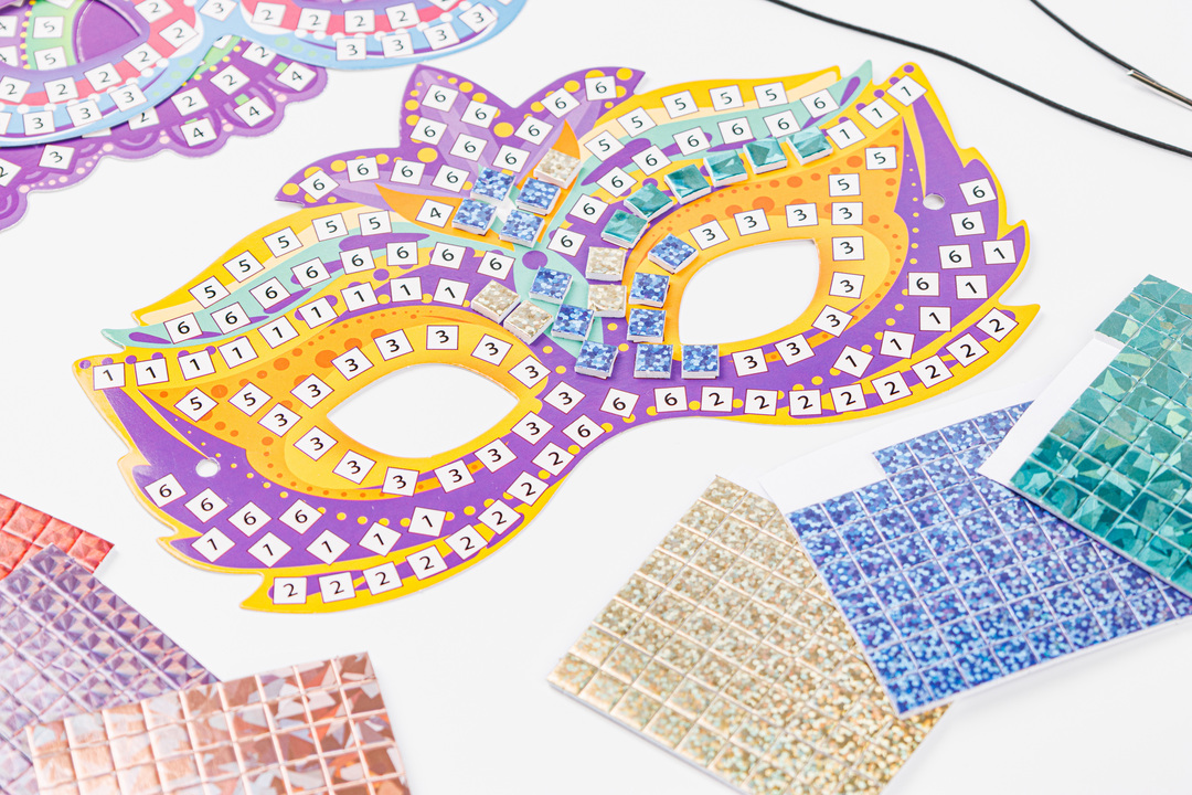 

Набор для творчества Маски блестящие