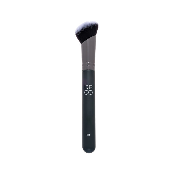 Кисть `DECO` MAKE UP BRUSH FACE универсальная синтетическая скошенная №111