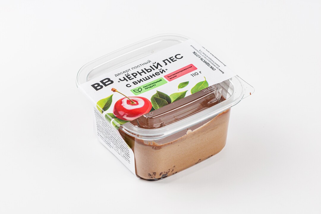 

Десерт ВкусВилл Черный лес с вишней постный 110 г
