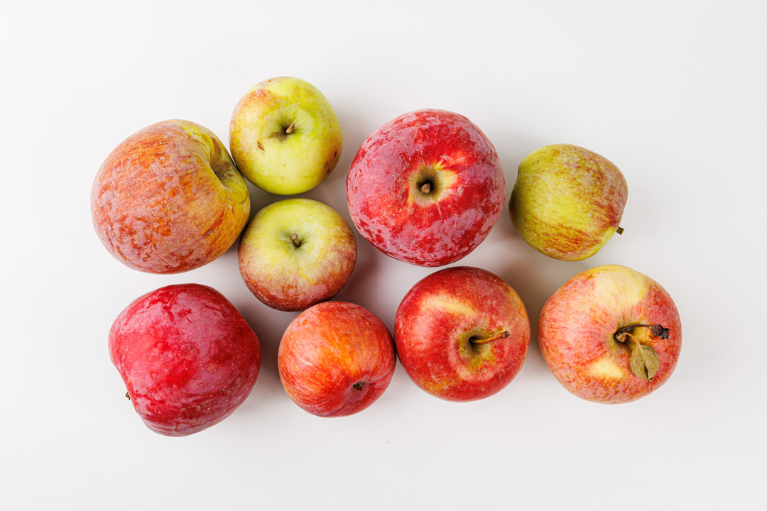 

Яблоко Ветеран вес