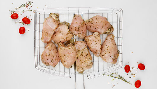 Шашлык из куриной грудки с травами