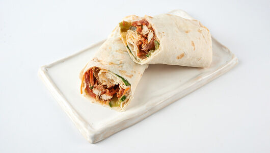 Шаверма с курицей и корейской морковью 230г