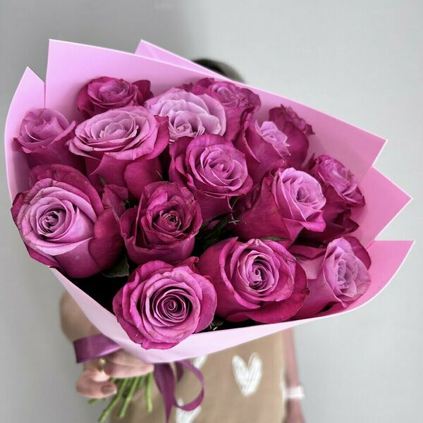 Букет 15 пурпурных роз