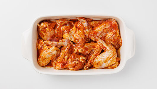 Крылышки цыпленка-бройлера с куркумой