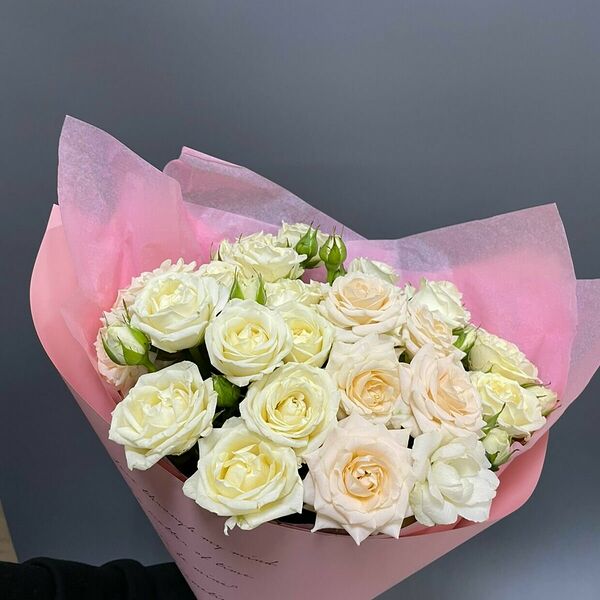 Букет кустовых роз