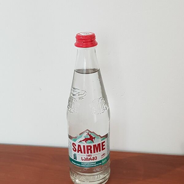 Вода минеральная газированная Саирме (Грузия)