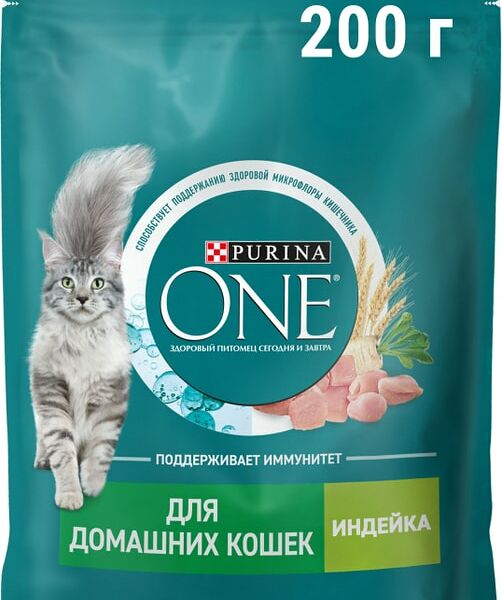 Сухой корм для кошек Purina ONE для живущих в домашних условиях с индейкой 200г